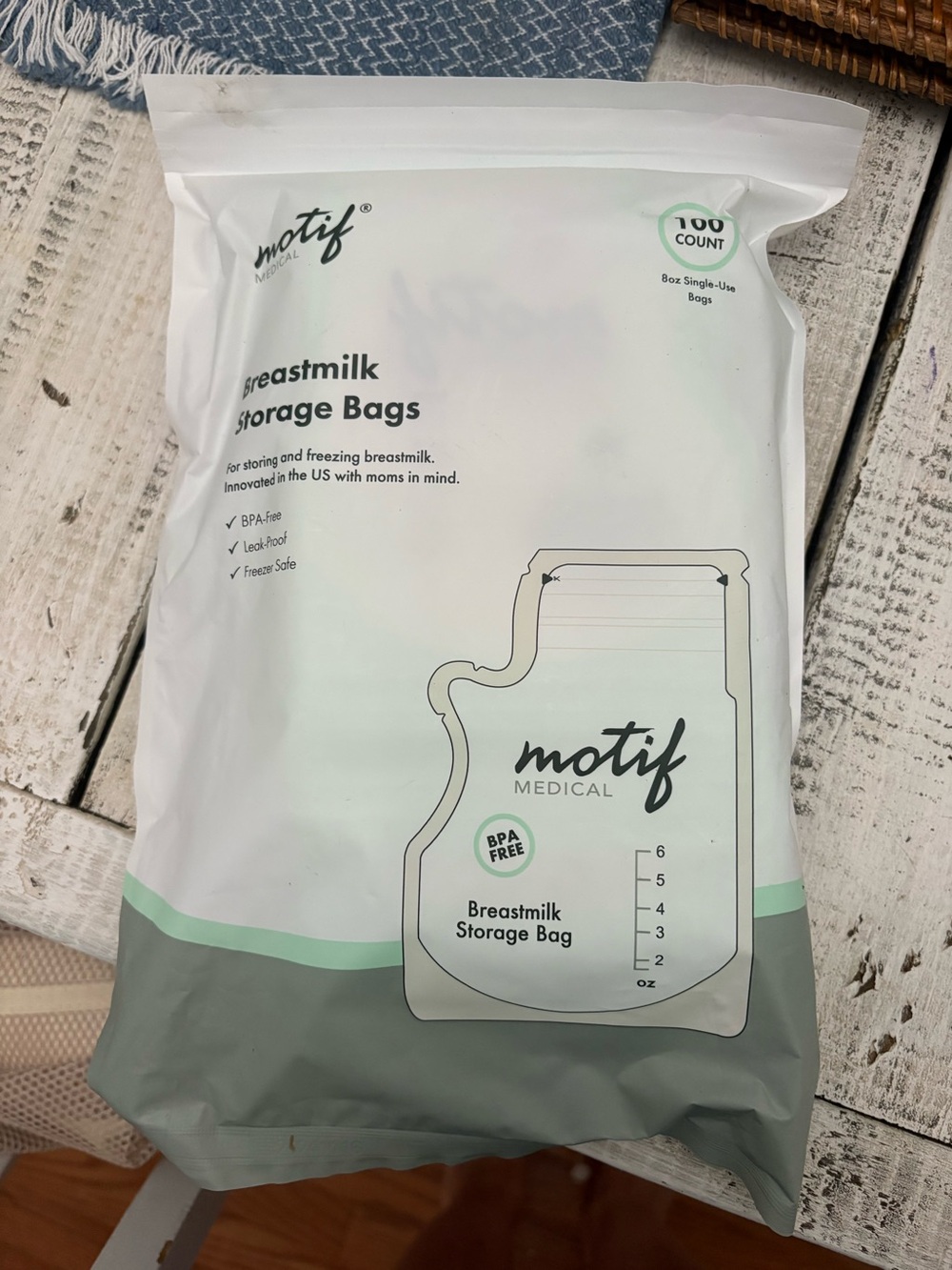 Motif Breastmilk Storage Bags 6 oz. 100 ct unopened
